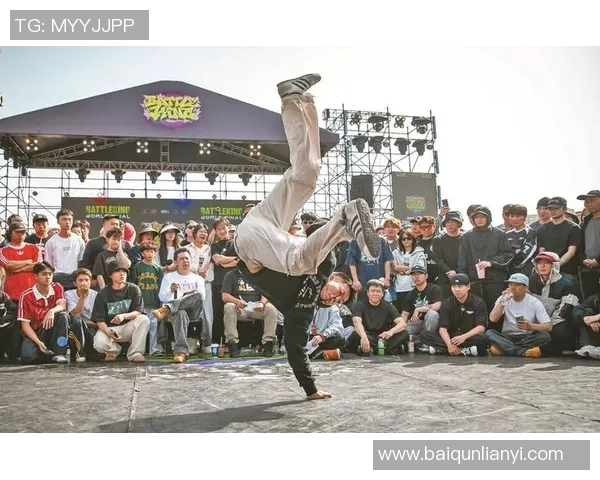 武汉街舞队的灵活性探讨与街舞文化的深度融合之路