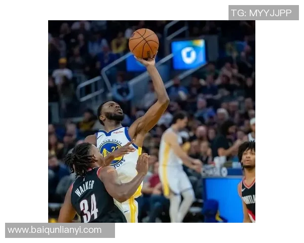 勇士与开拓者激战四月二十六日争夺季后赛关键胜利的精彩对决