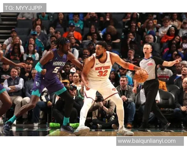 纽约尼克斯对阵黄蜂的精彩对决分析与赛后点评 纽约尼克斯对阵黄蜂的精彩对决分析与赛后点评