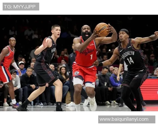 篮网与快船激战回放精彩瞬间解析及赛后点评
