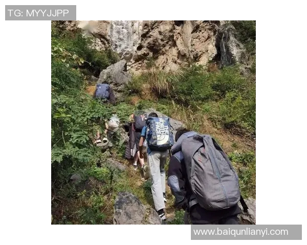 重庆攀岩队的战术解析与控制体系探讨之攀岩竞技的成功之道 重庆攀岩队的战术解析与控制体系探讨之攀岩竞技的成功之道