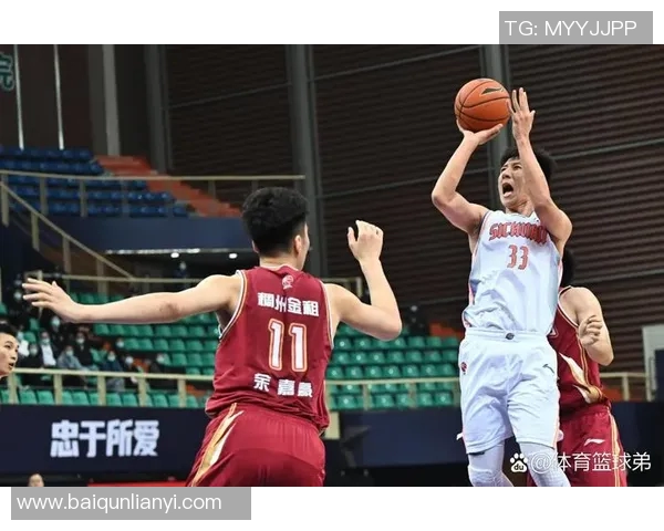 韩硕:从篮球场上的新星到商业领域的成功典范之路 韩硕:从篮球场上的新星到商业领域的成功典范之路